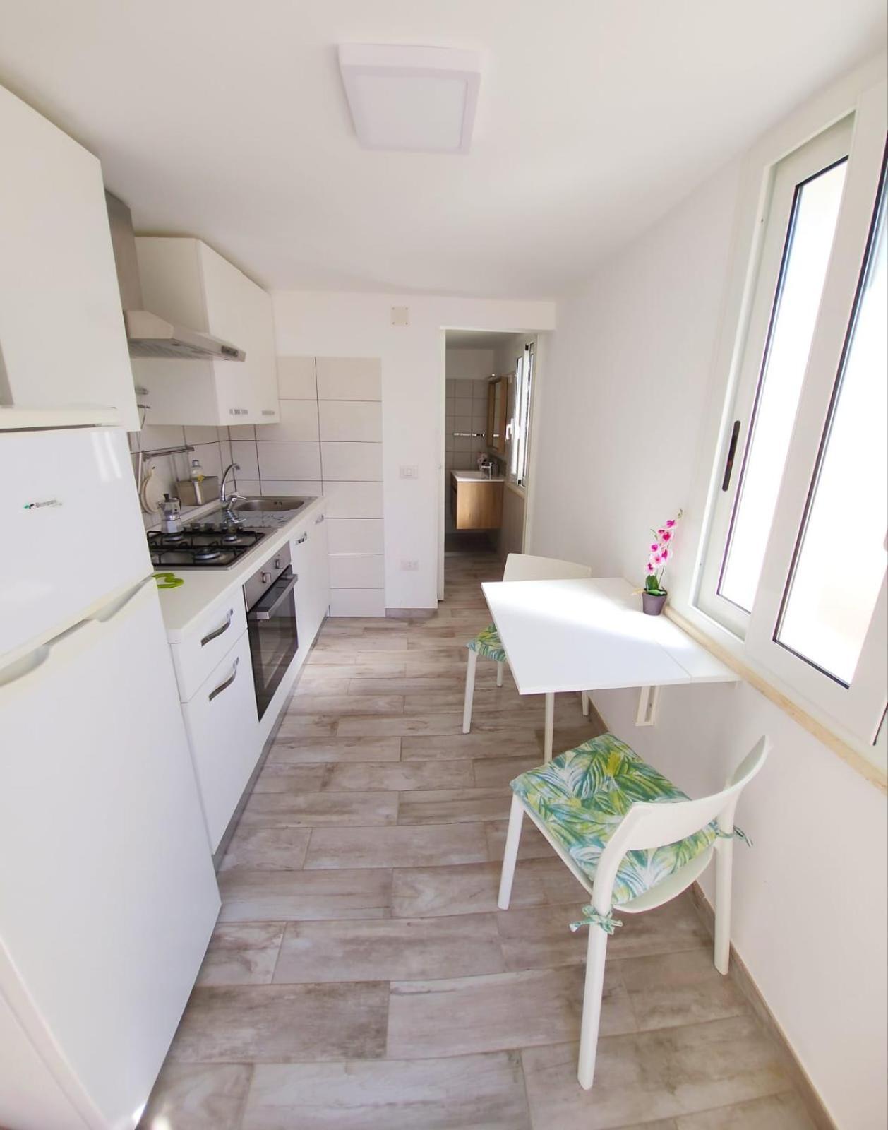 Casa Al Mare Orchidea - Motoparking - Wifi Free - Ac Cala Gonone Exterior foto